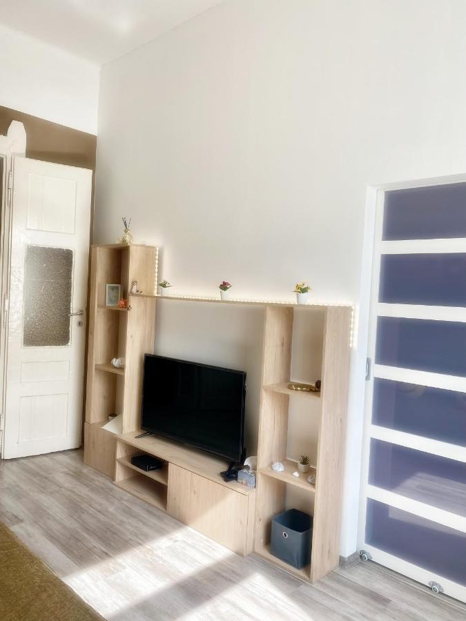 Pihi-Lak Apartman Siofok Luaran gambar