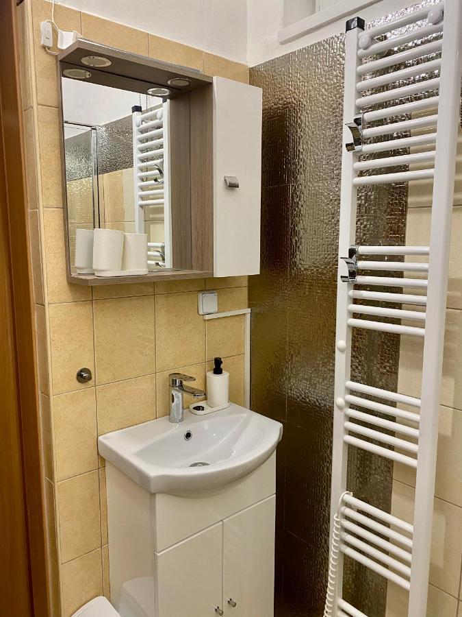 Pihi-Lak Apartman Siofok Luaran gambar